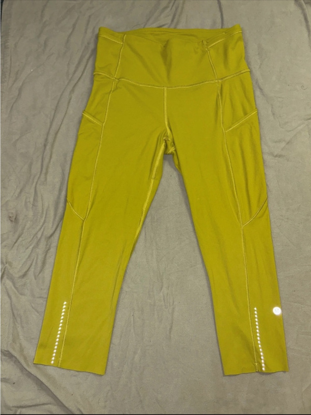Lululemon Lime Green Active Crop Leggings